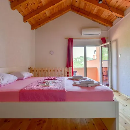 Lakeview Apartments Andela Вирпазар Номер фото