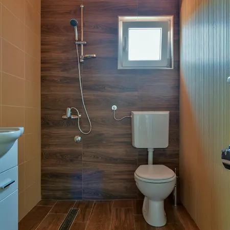 Lakeview Apartments Andela Вирпазар Номер фото
