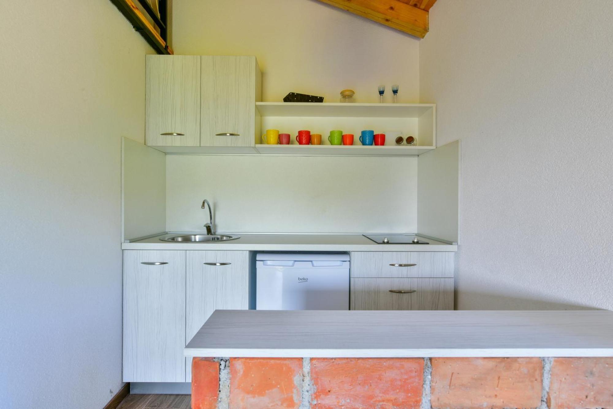 Lakeview Andela Apartment Virpazar